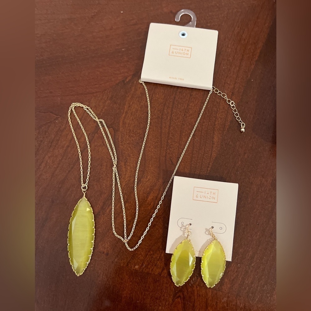 14th & Union Gold Tone/Yellow 2 1/8" Dangle Hook Earrings and Necklace Set